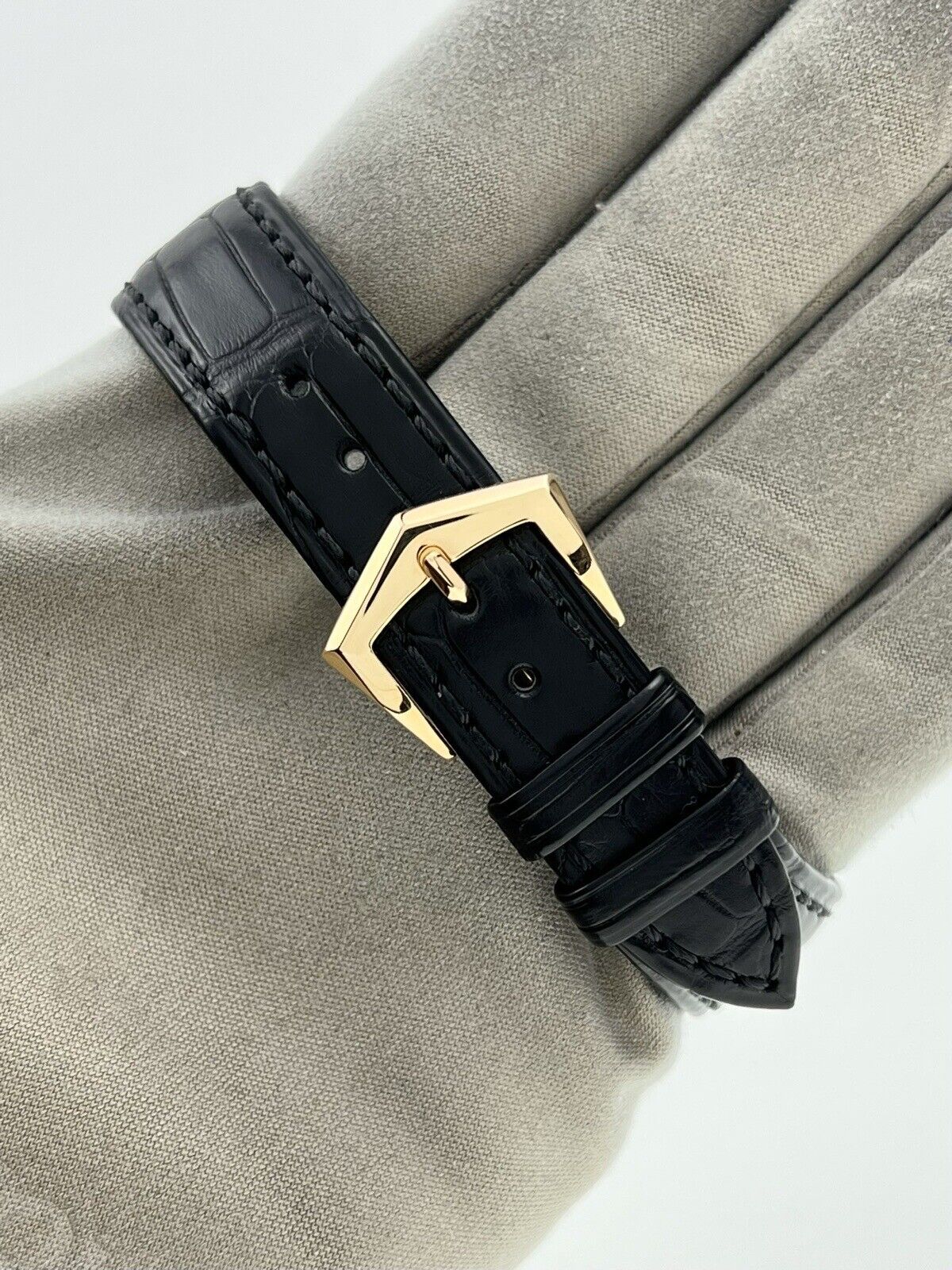 Patek Philippe 18k Yellow Gold White 33mm Manual Wind Men’s Watch 3919J