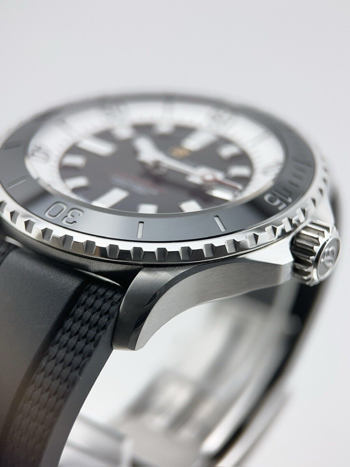 Breitling Superocean 46 Stainless Steel Black 46mm Automatic Men’s Watch A17378