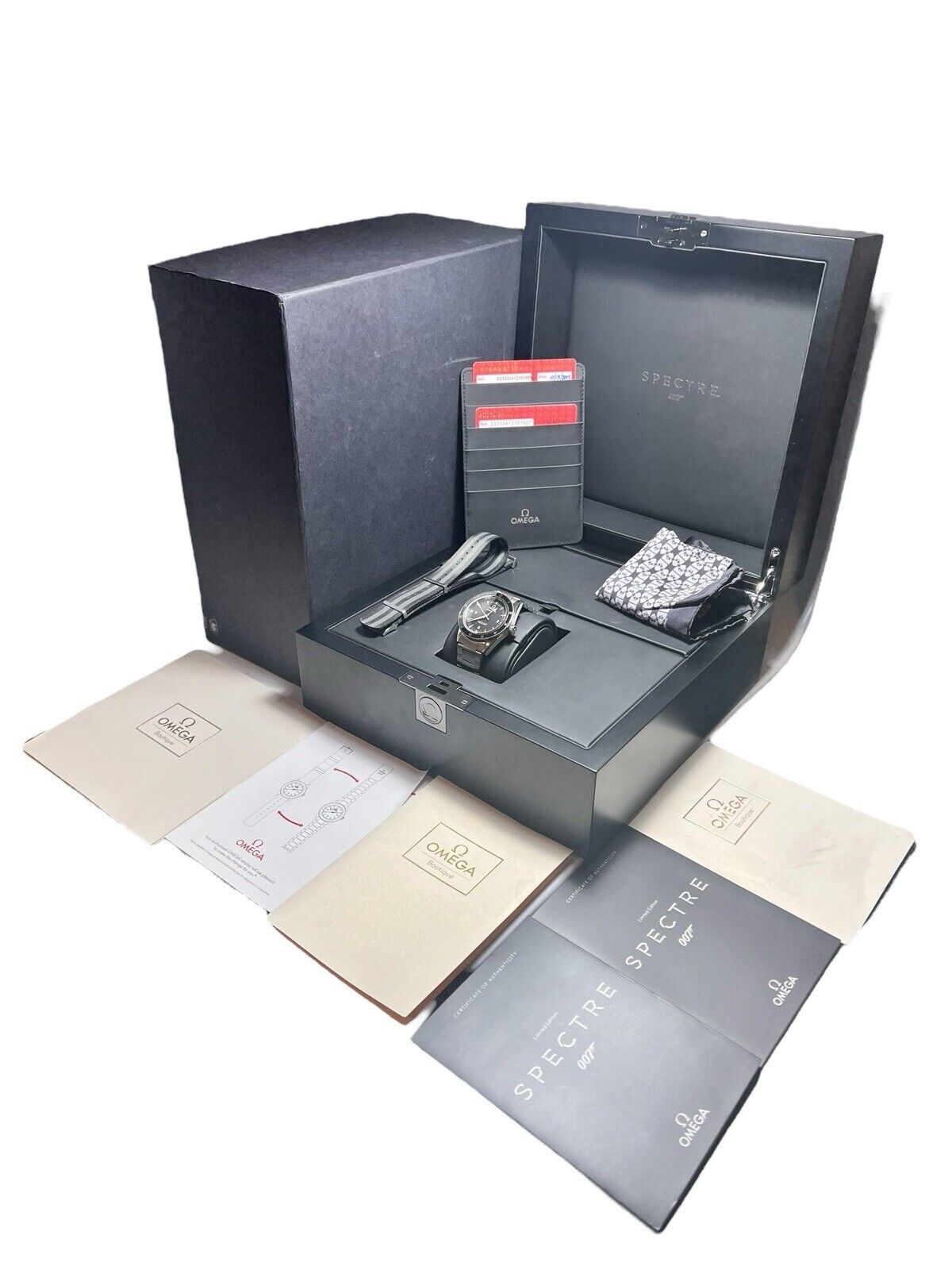 Omega Seamaster 300 “007” Stainless Steel 41mm Automatic 233.32.41.21.01.001