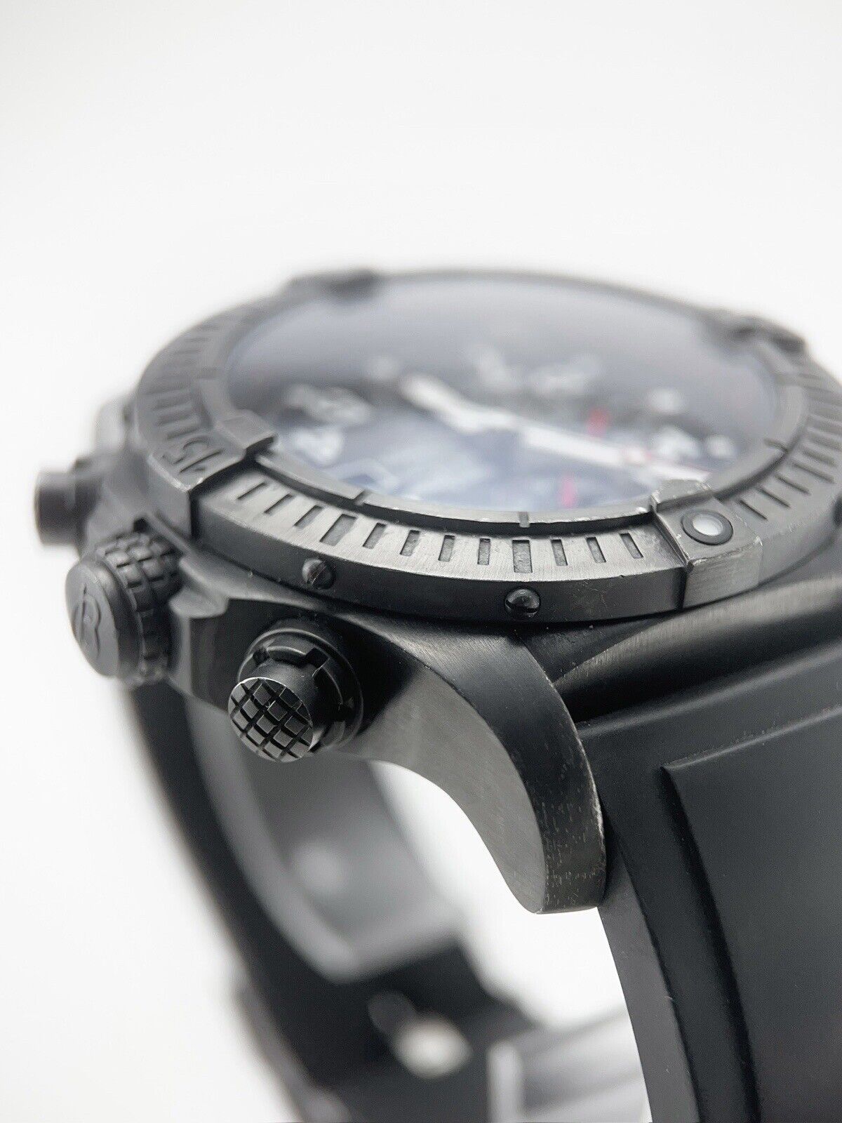Breitling Super Avenger Automatic Chronograph M13370 Limited Edition /3000