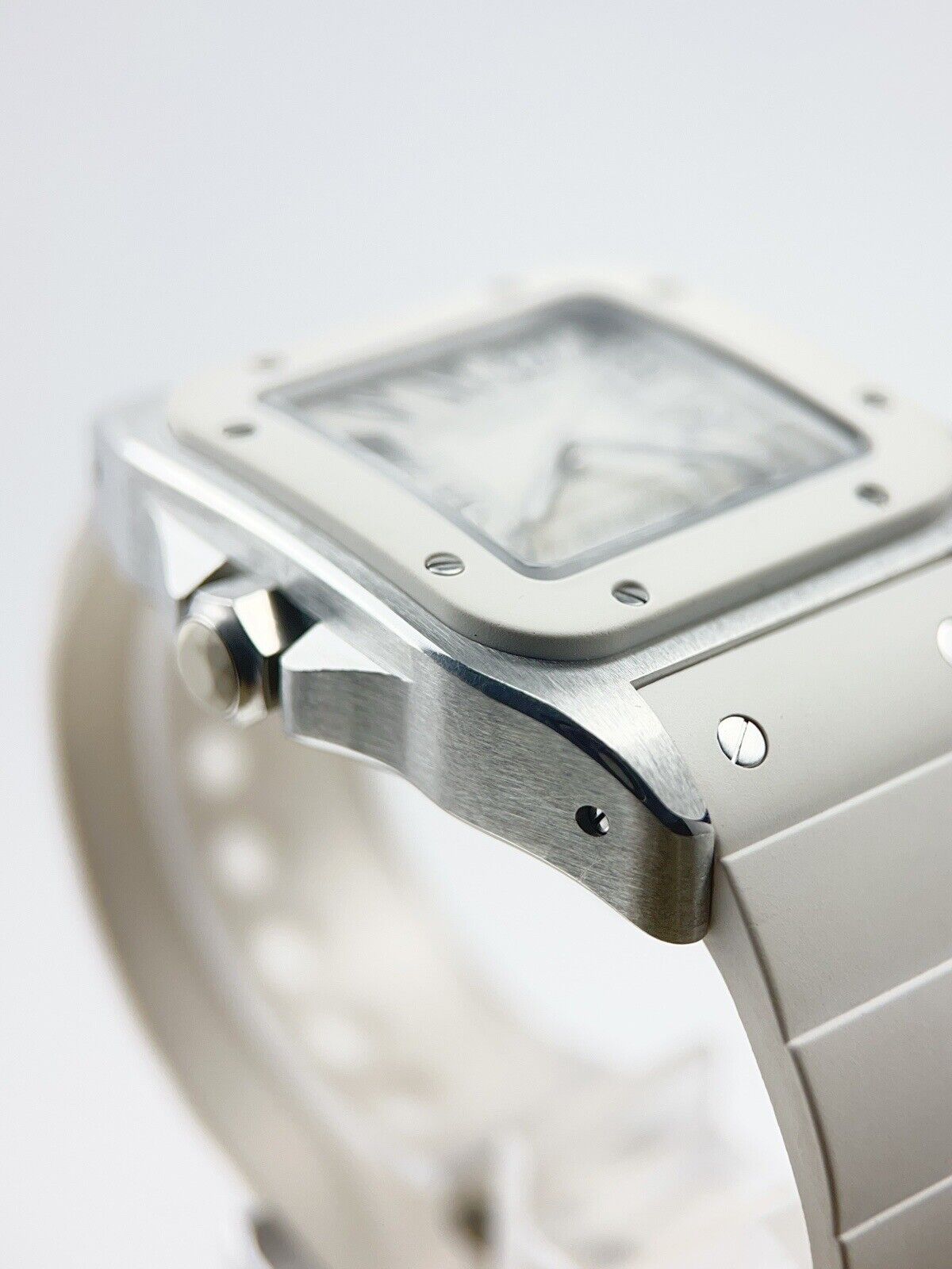 Cartier Santos 100 Automatic 33 X 44mm White Dial White Bezel Men’s Watch