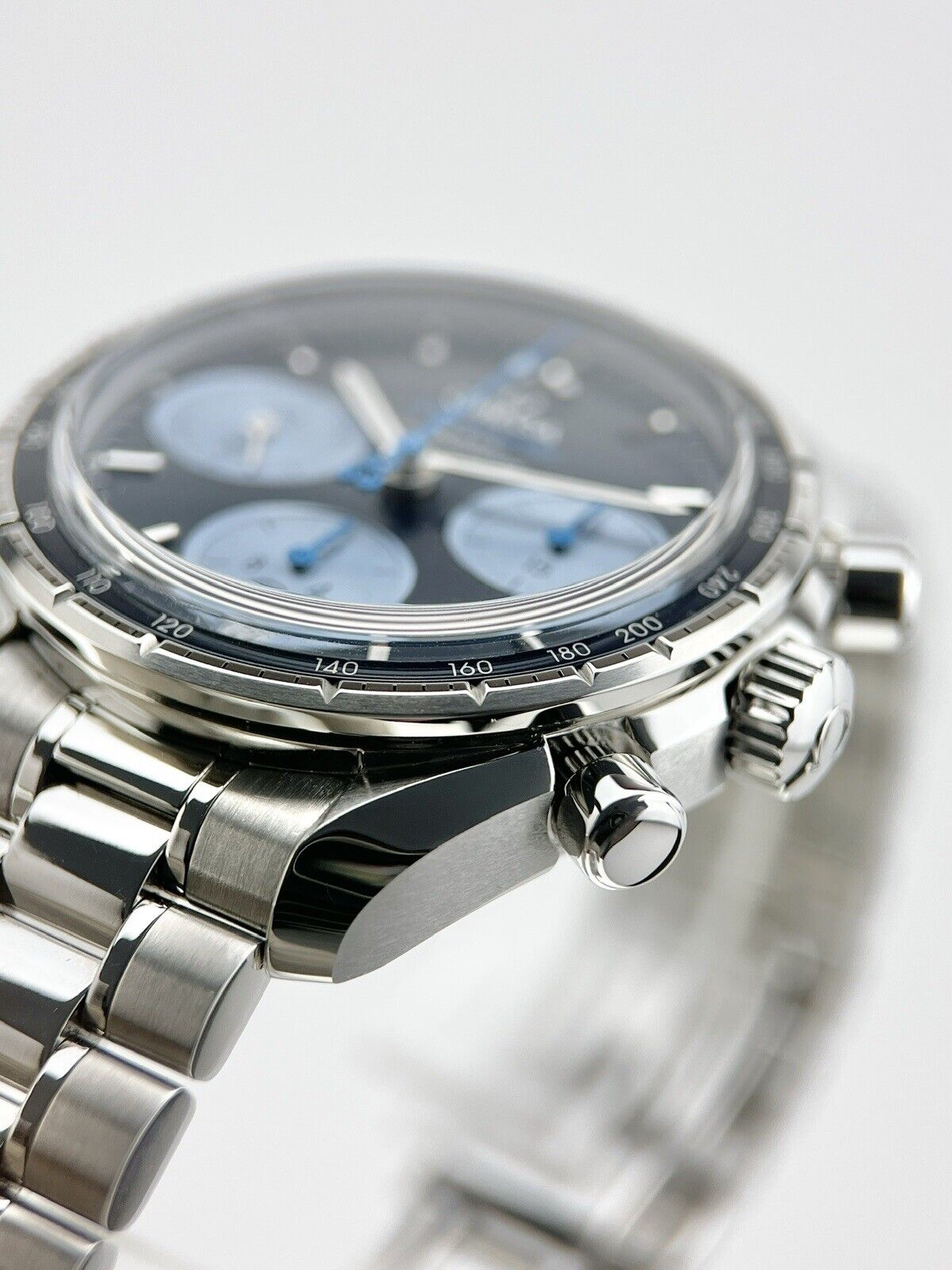 Omega Speedmaster Orbis Edition Automatic 38mm 324.30.38.50.03.002 - Box/Papers