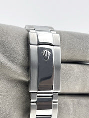 2010 Rolex Milgauss Automatic 40mm Black Dial 116400 Watch  - Box And Papers