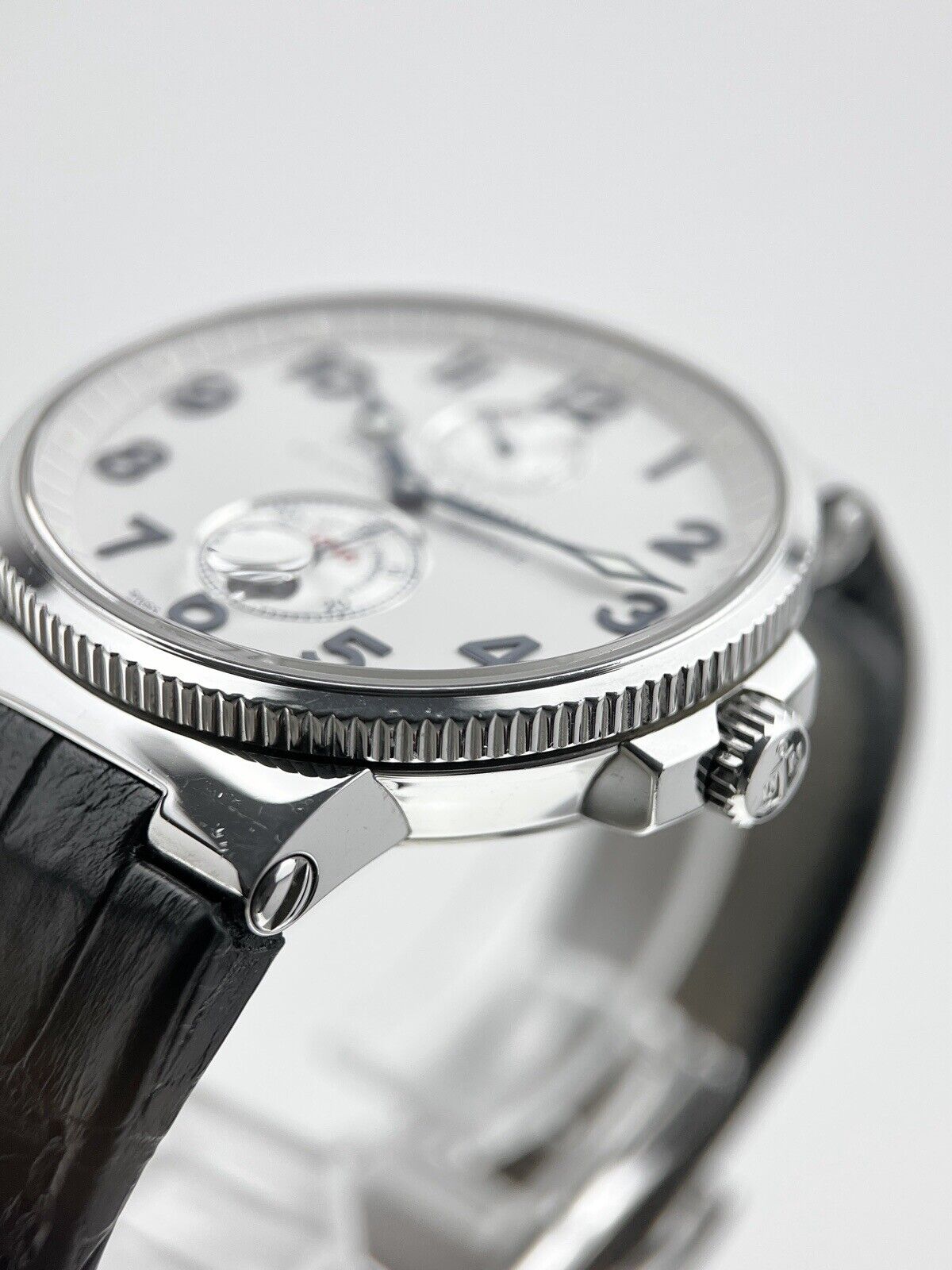 Ulysse Nardin Automatic 41mm Cream Dial 263-66 Stainless Steel - Watch Only