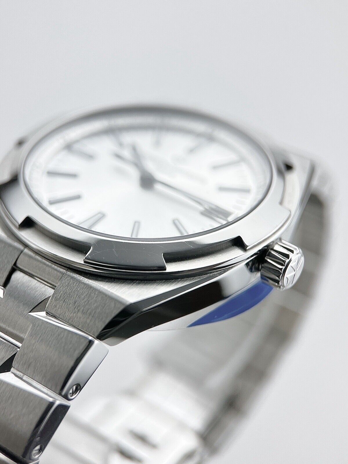 2023 Vacheron Constantin Overseas Automatic Watch 41mm 4500V - Box And Papers