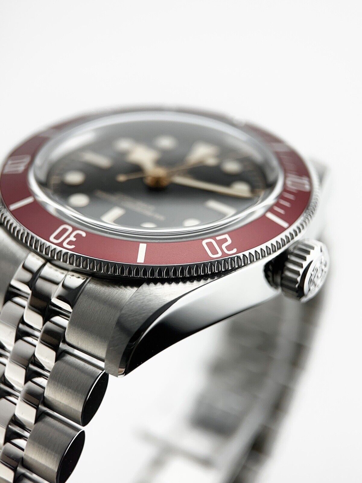 NEW 2023 TUDOR Black Bay Men's Red Bezel 41mm Automatic 7941A1A0RU Box & Papers