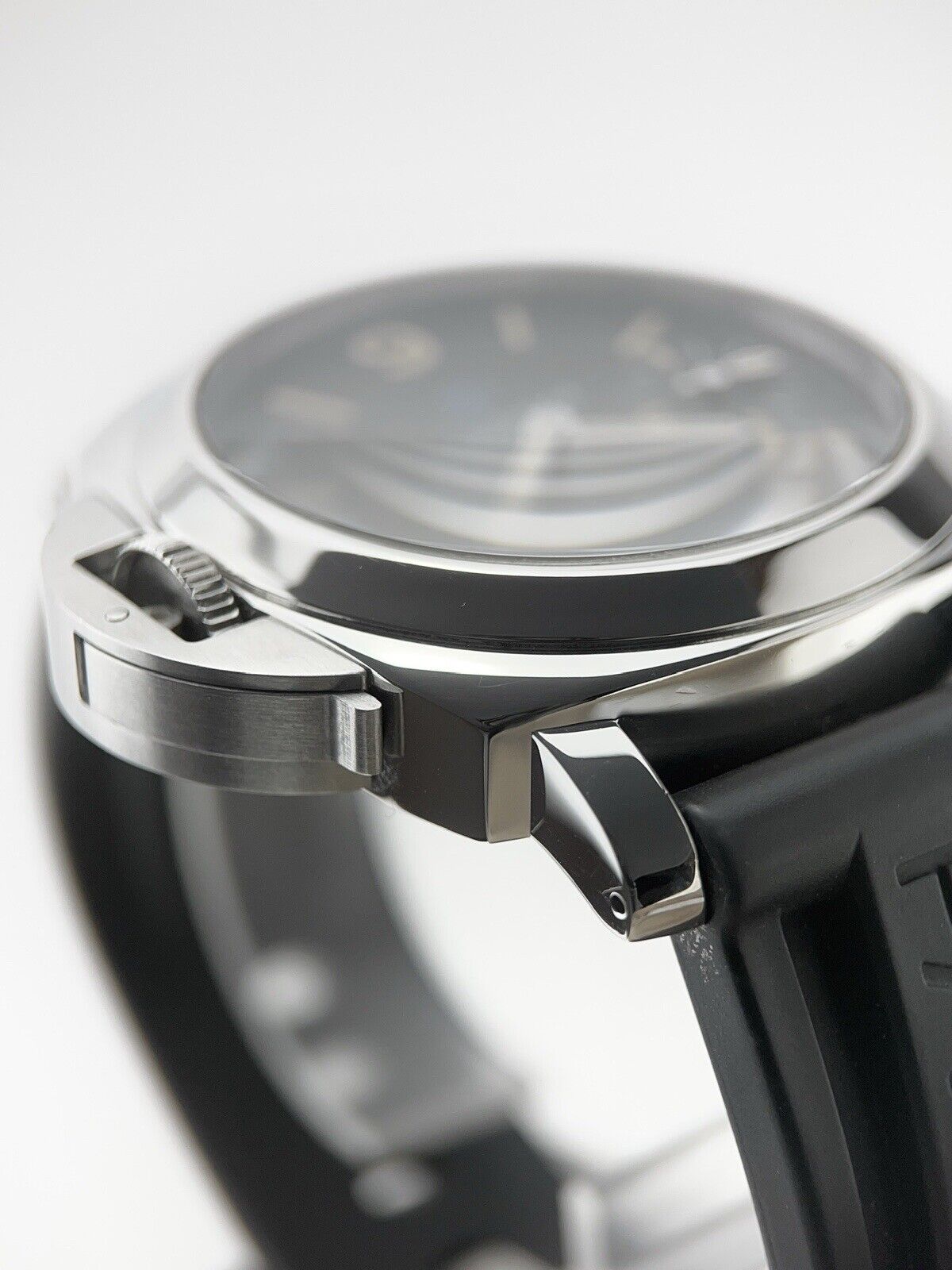 Panerai Luminor Marina Stainless Steel 44mm Manual Wind Men’s Watch PAM00631