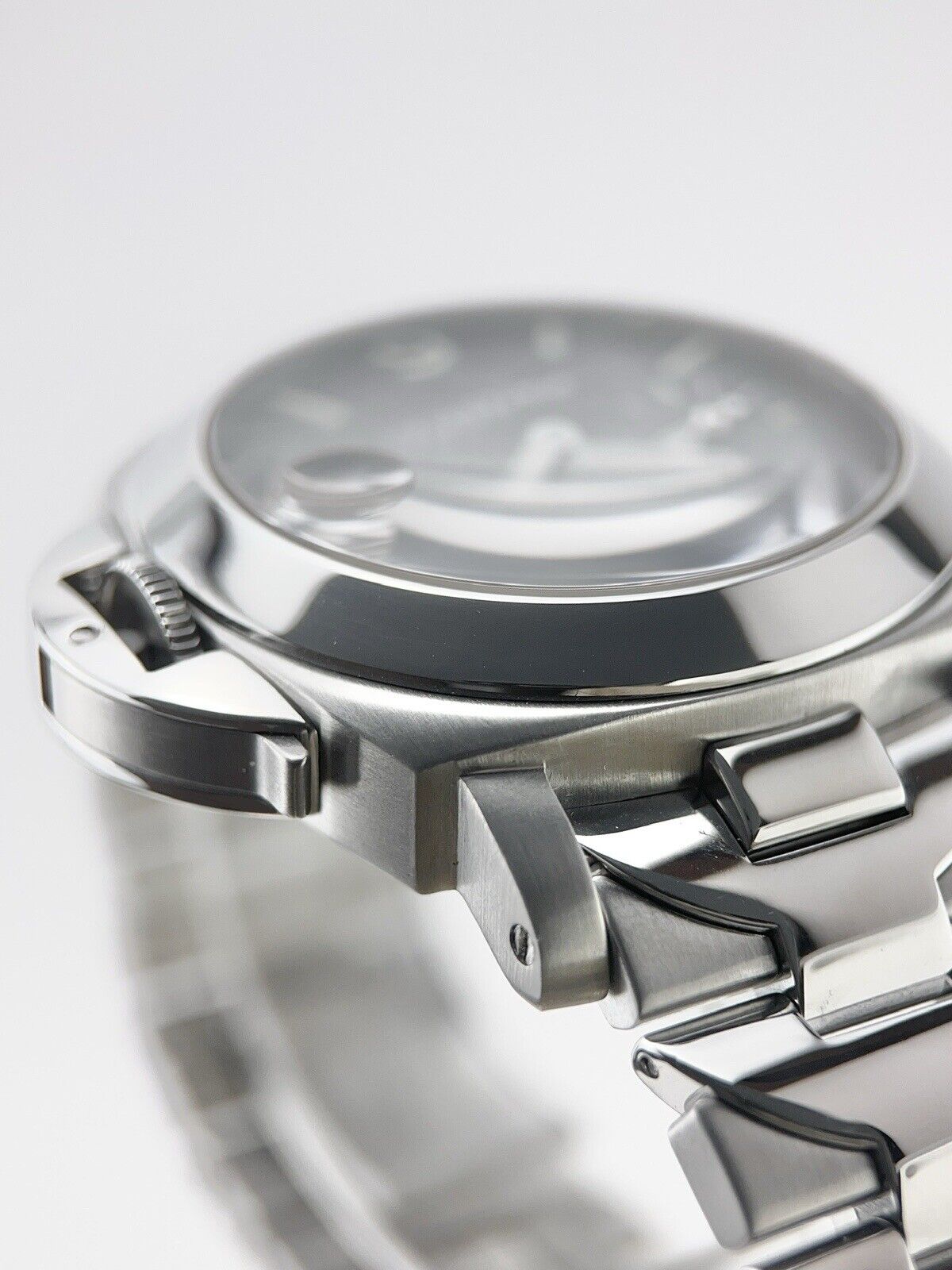Panerai Luminor Marina Stainless Steel Black 40mm Automatic Mens Watch PAM00050