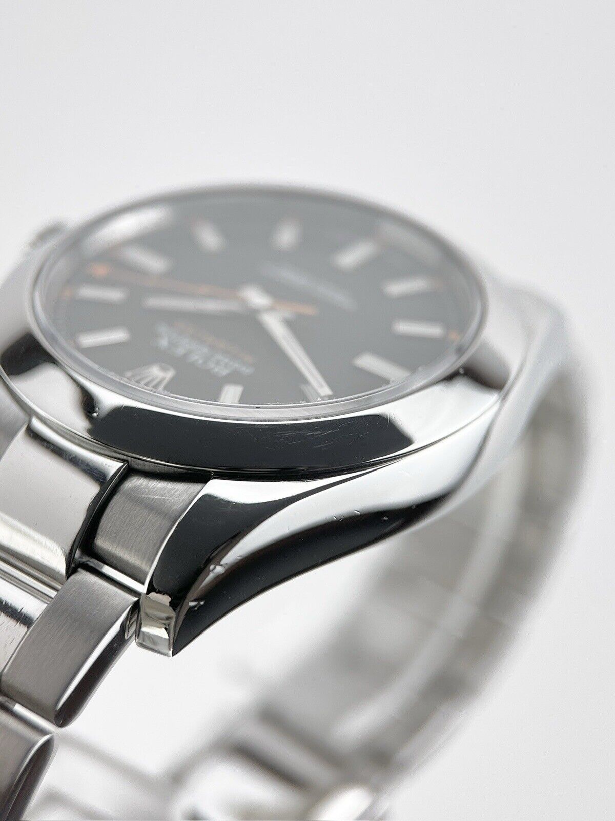 2010 Rolex Milgauss Automatic 40mm Black Dial 116400 Watch  - Box And Papers