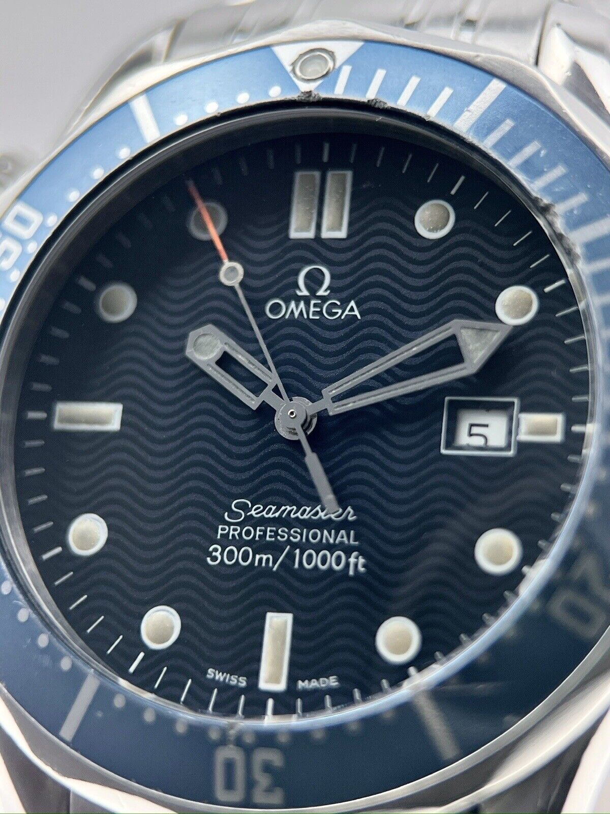 Omega Seamaster 300m 2541.80 Men's 41mm Quartz Movement Watch Box And Papers