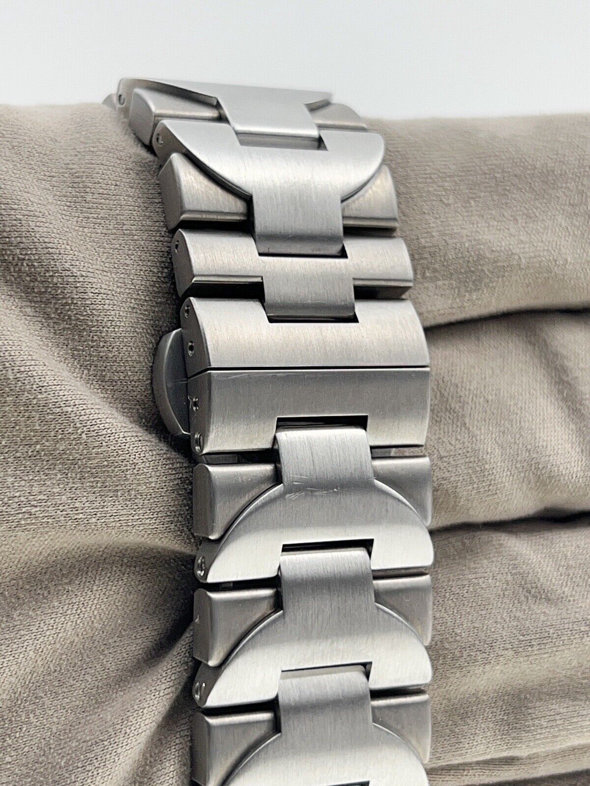 Panerai Luminor Submersible Titanium Gray 43mm Automatic Men’s Watch PAM00106