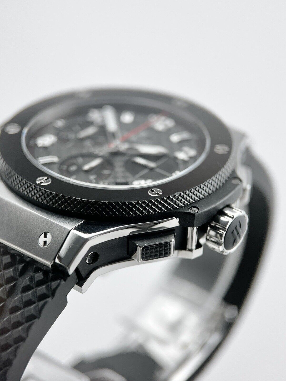 Hublot Big Bang 41mm Automatic Carbon Fiber Dial Watch 341.SB.131.RX