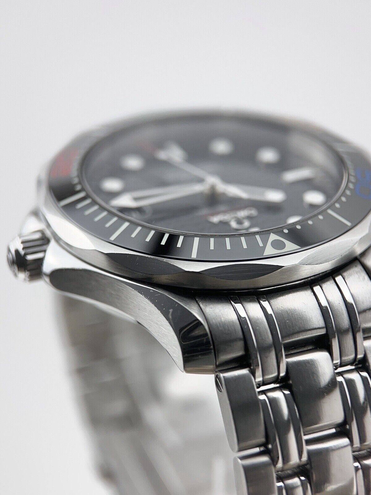 Omega Seamaster Diver 300m Rio 2016 Olympic Edition Stainless Steel Black 41mm