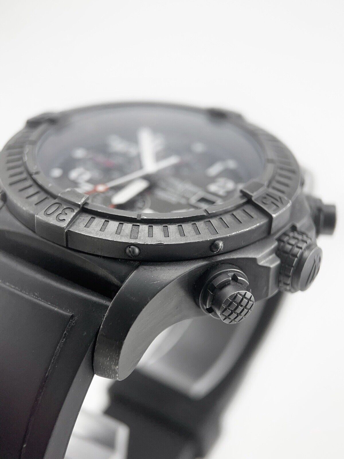 Breitling Super Avenger Automatic Chronograph M13370 Limited Edition /3000