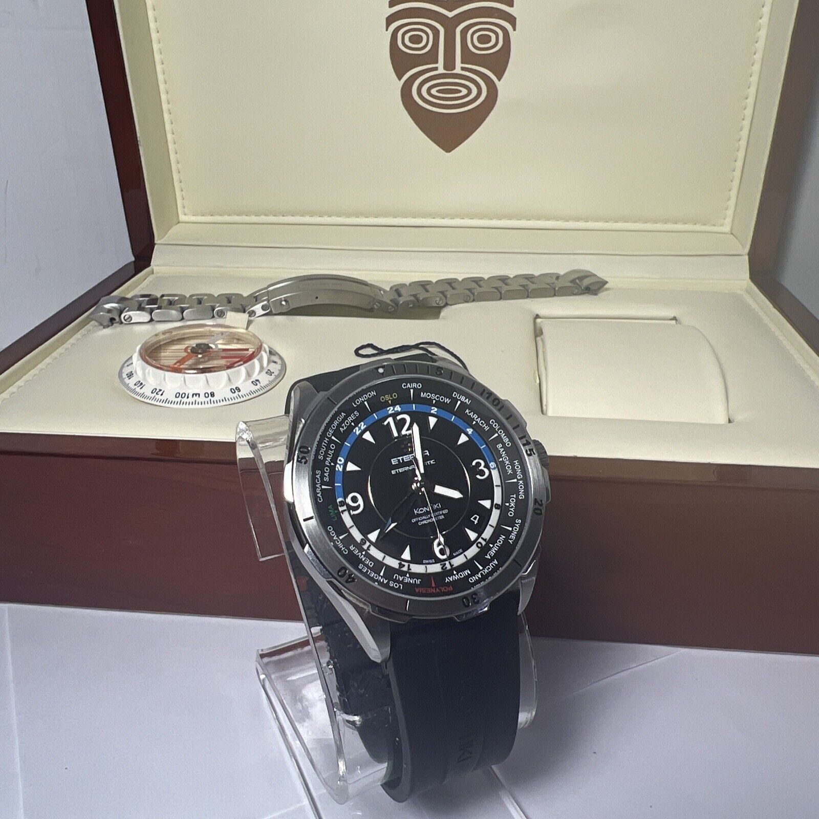 Eterna Kon-Tiki GMT World Time COSC 4 Hand Watch 1593.41.40.0215 2 Straps B & P