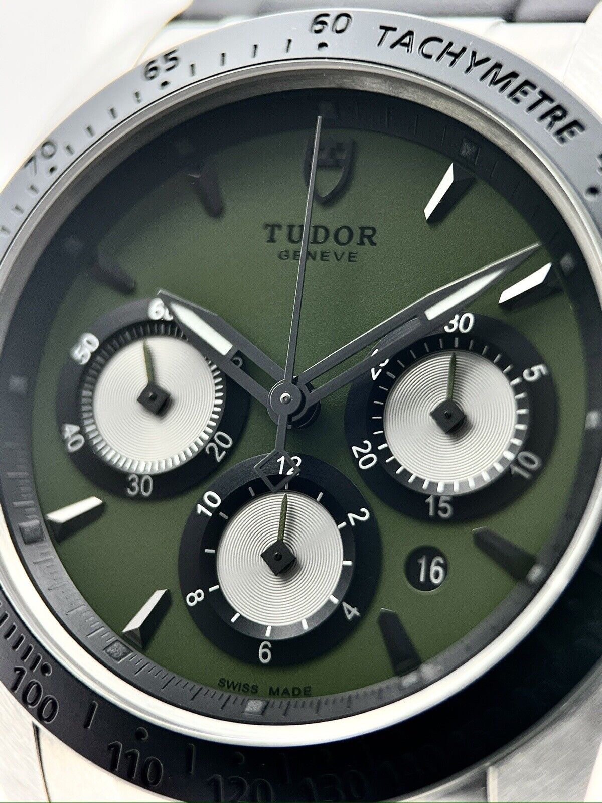 Tudor 42010 outlet