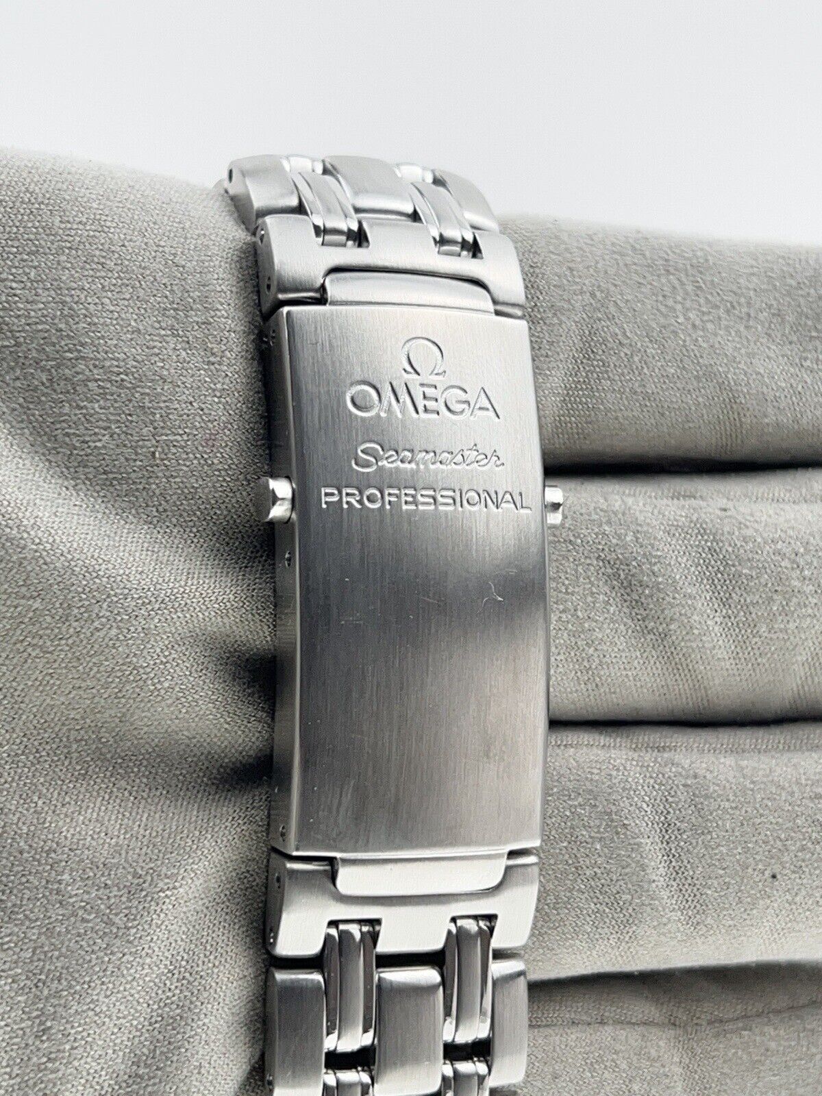 Omega Seamaster Diver 300m Stainless Steel Blue 36mm Automatic Men’s 2222.80.00