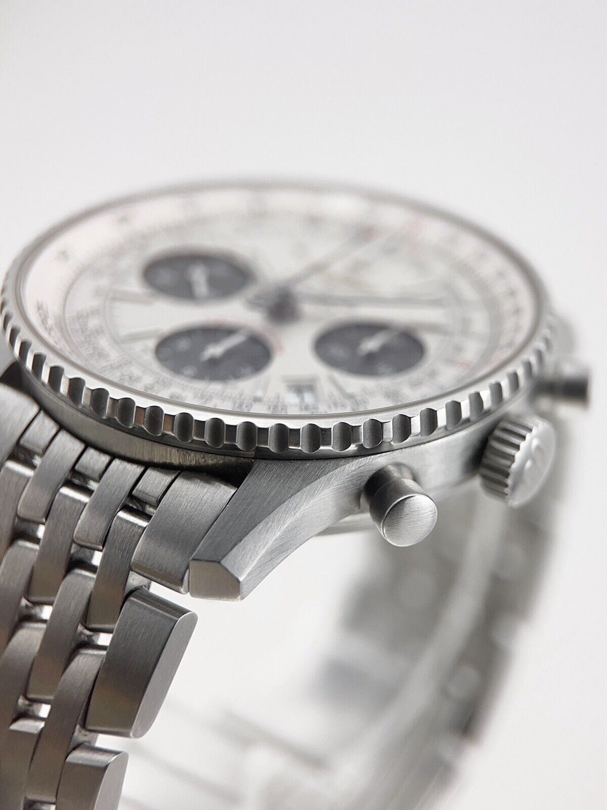 Breitling Navitimer Stainless Steel White Dial 42mm Automatic Mens Watch A23322