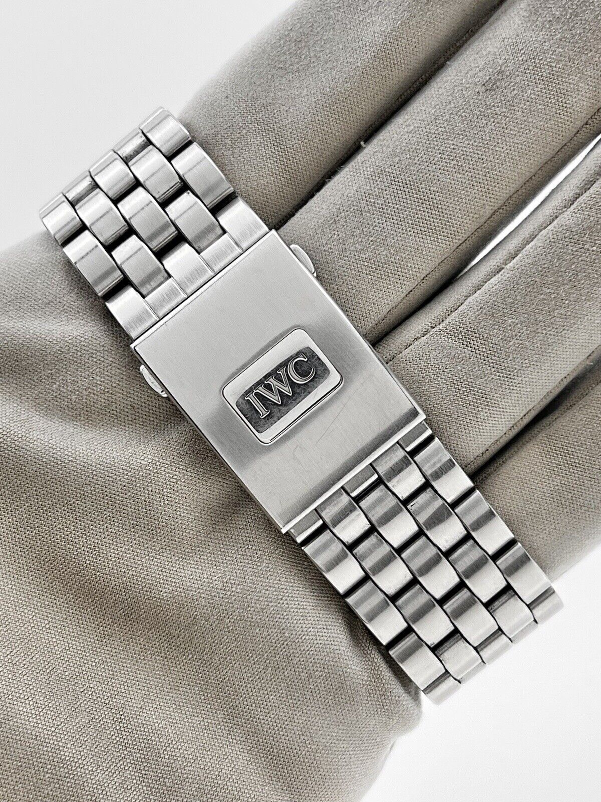 IWC SCHAFFHAUSEN Pilot watch Mark XVIII Ref-IW327015 Date Automatic Men's Watch