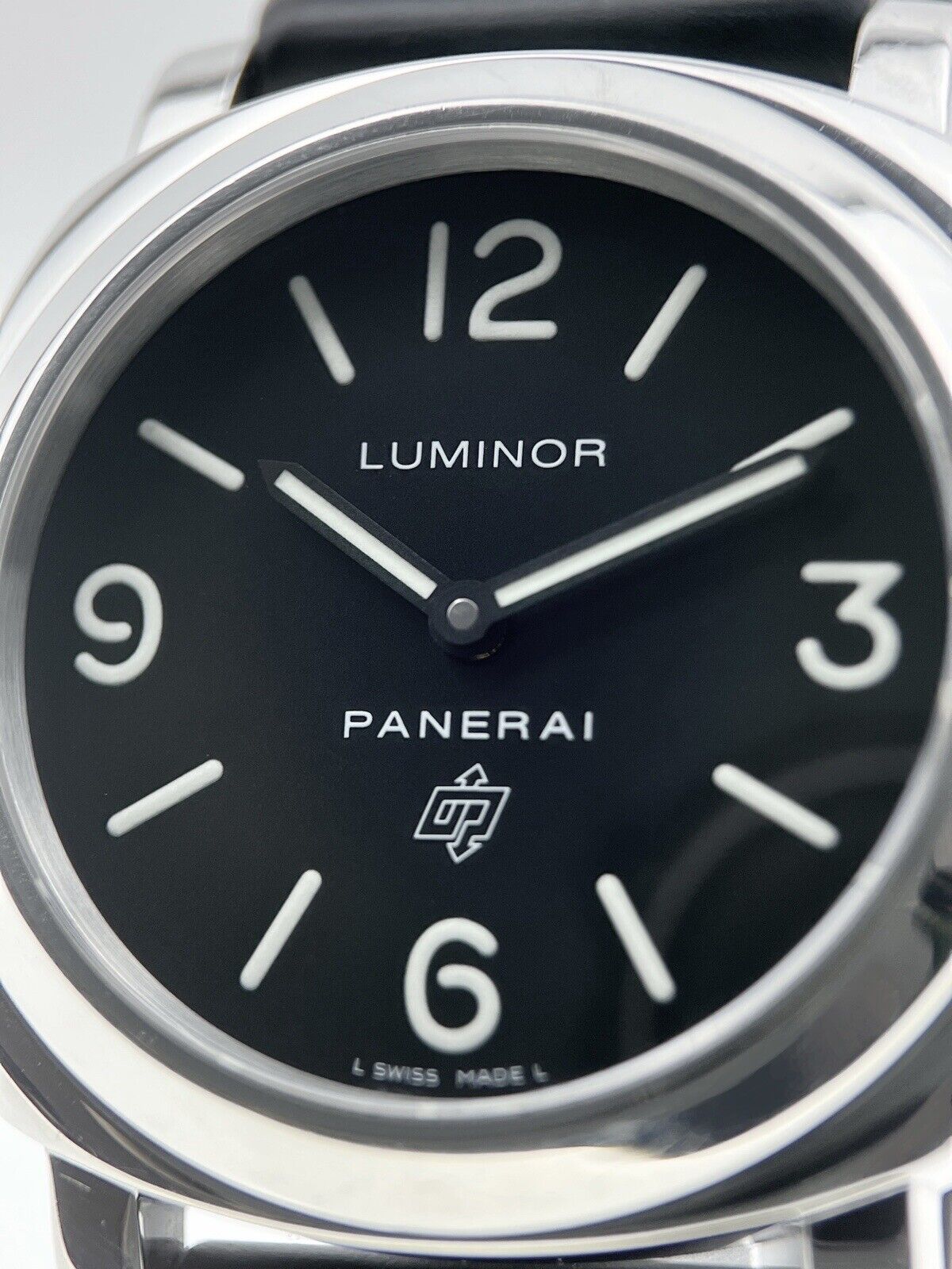 2010 Panerai Luminor Base Logo Men's Watch PAM00000 Manual Wind - Box/Papers