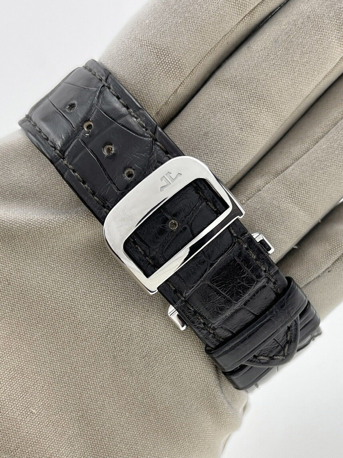 Jaeger-LeCoultre Stainless Steel White 30x48mm Manual Wind Men’s Watch 273.8.04