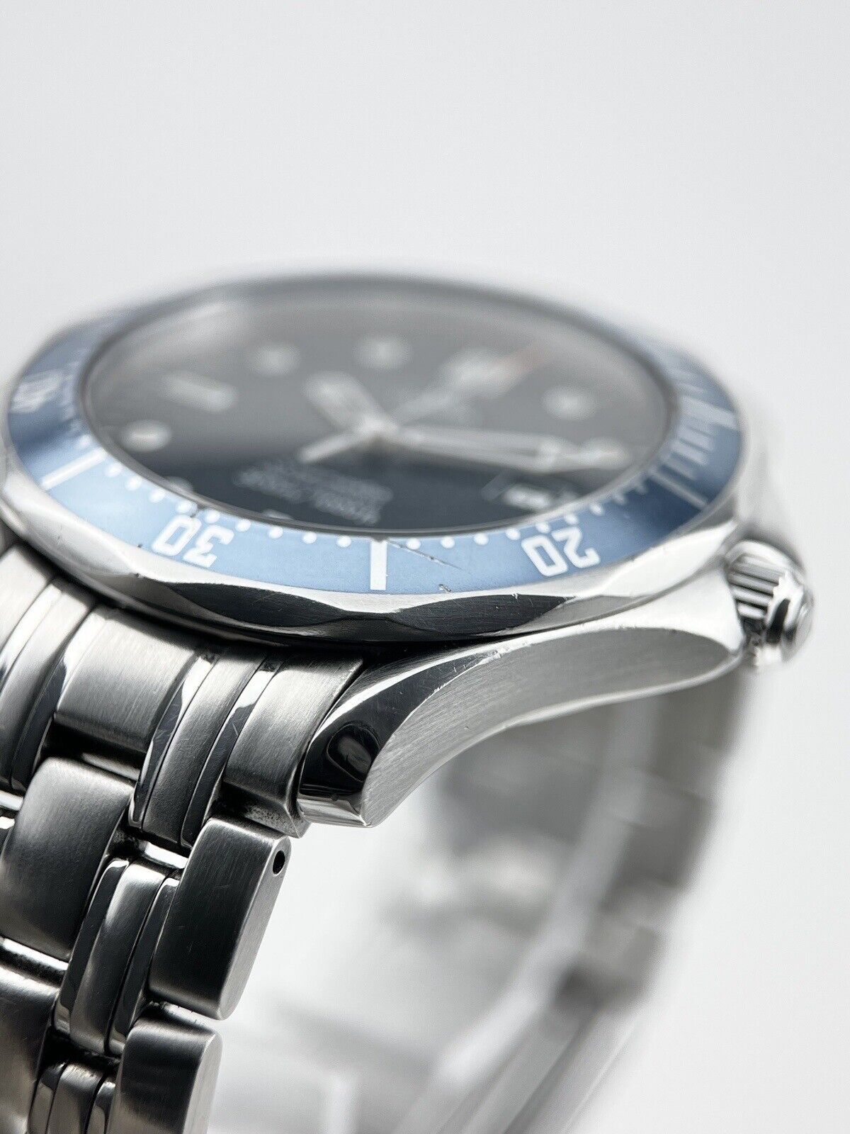 Omega Seamaster 300m 2541.80 Men's 41mm Quartz Movement Watch Box And Papers