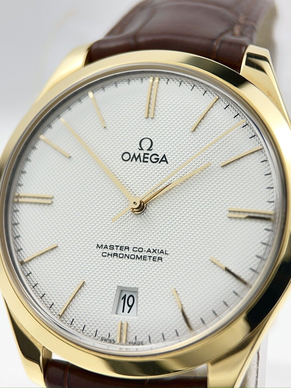 Omega De Ville Tresor 18YG Master Co-Axial Manual Winding 432.53.40.21.02.001