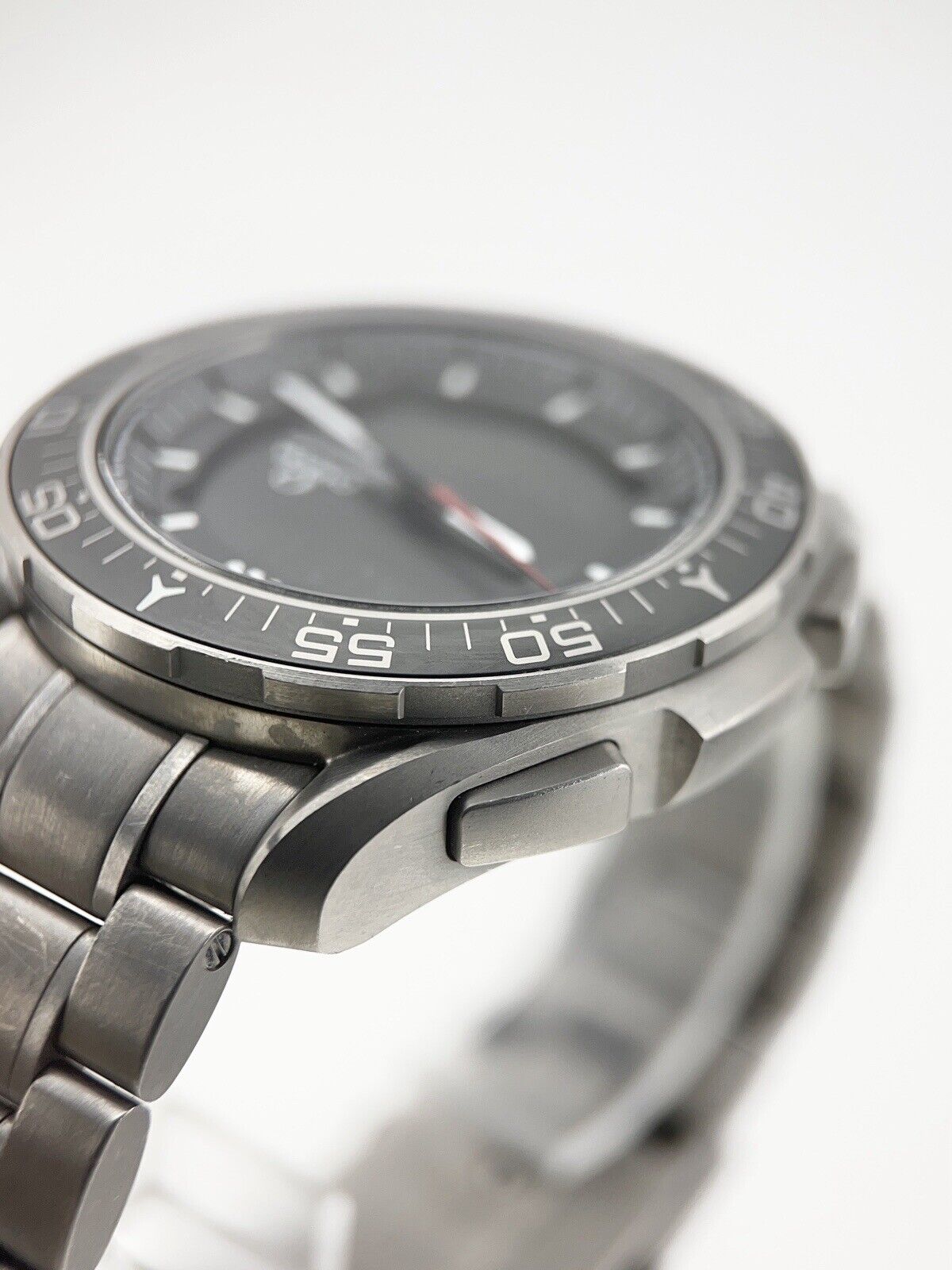 Omega Speedmaster Skywalker Titanium 45mm Quartz Men’s Watch 318.90.45.79.01.001