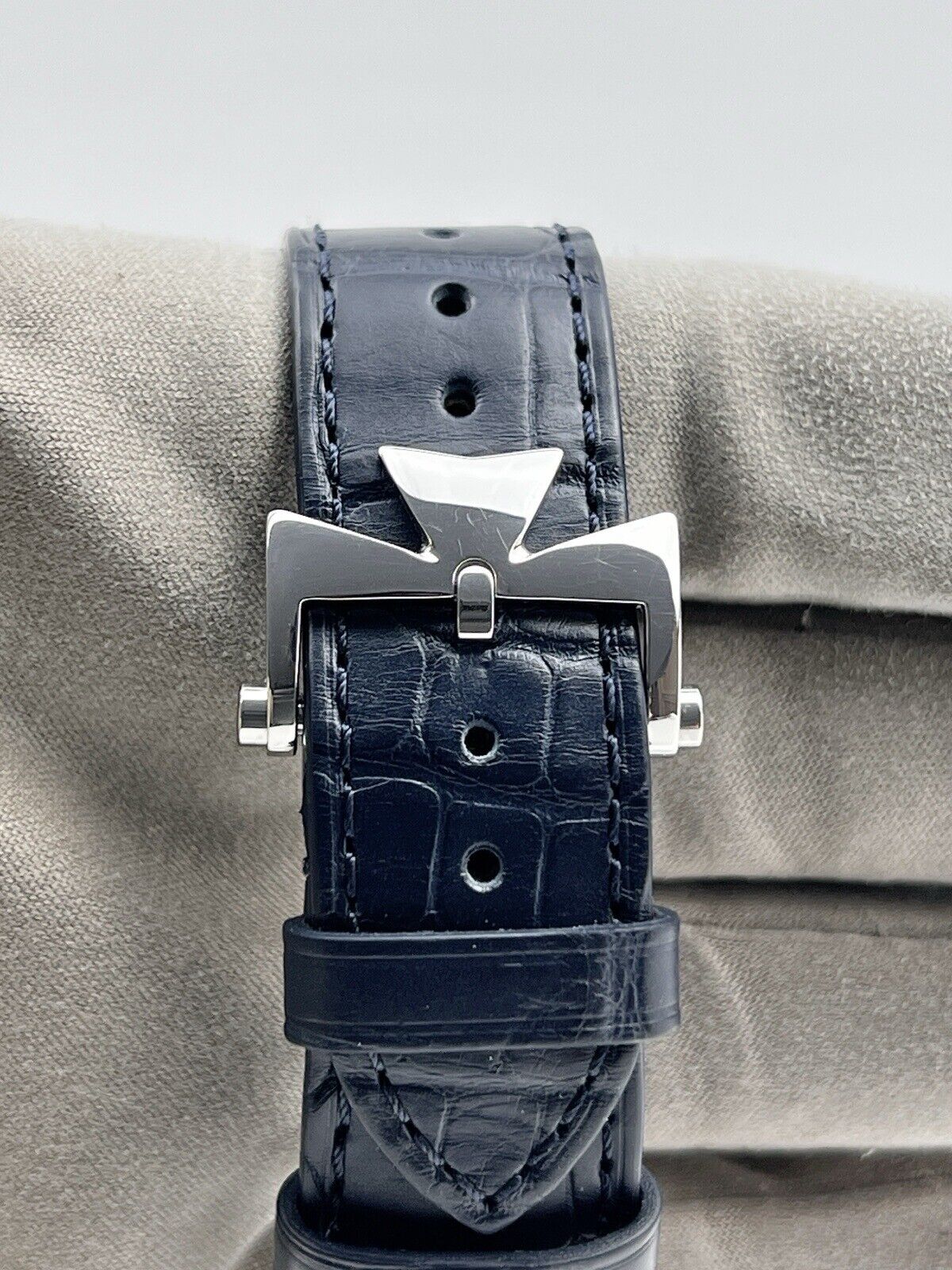 2023 Vacheron Constantin Fiftysix 40mm Automatic Watch 4600E -  Box & Papers