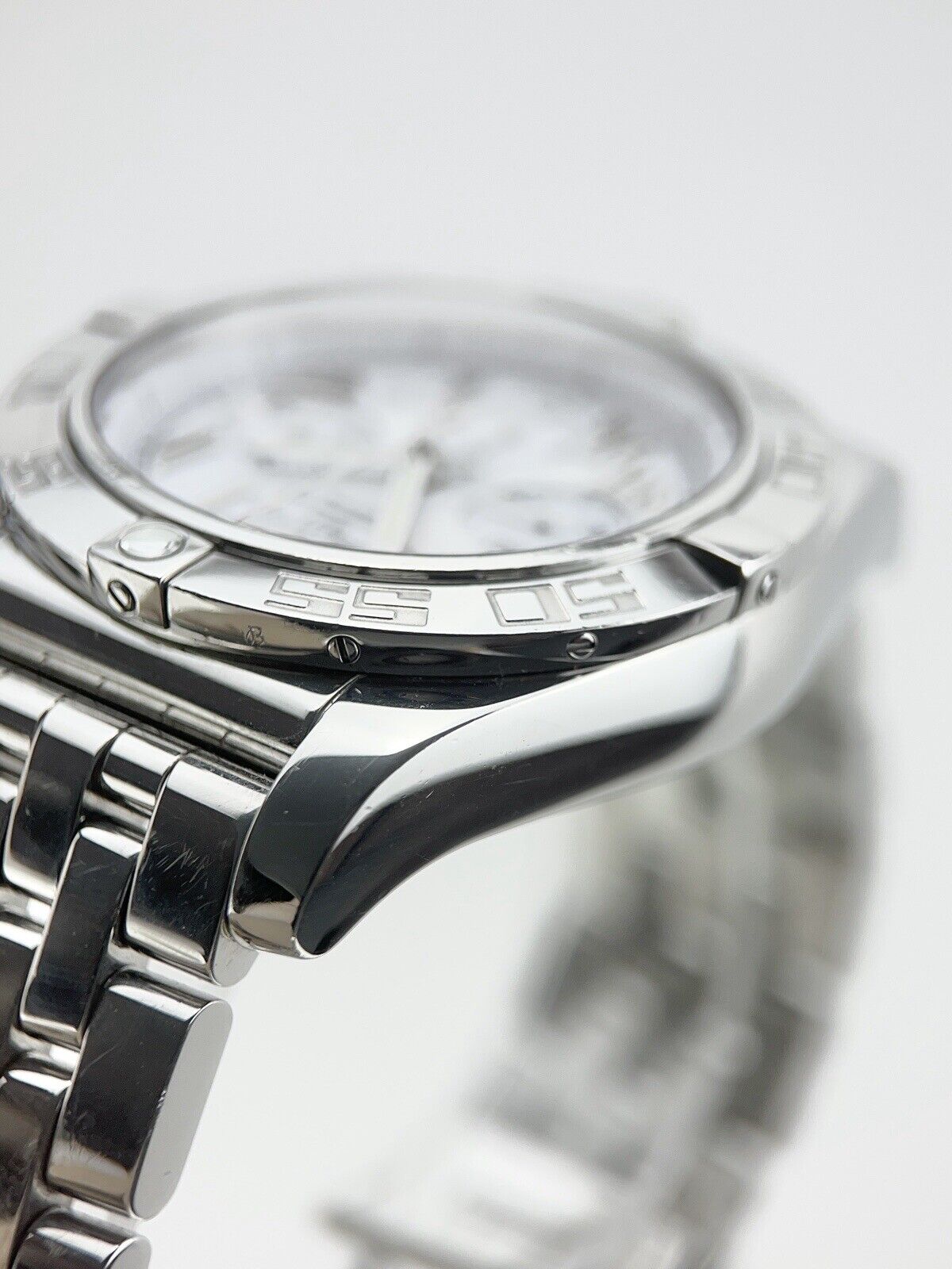 Breitling Chronomat 44 Steel White 44mm Automatic Men’s Watch AB0110