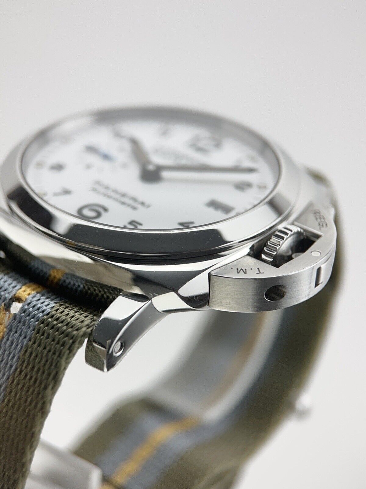Panerai Luminor Marina Stainless Steel White 42mm Automatic Men’s Watch PAM01523