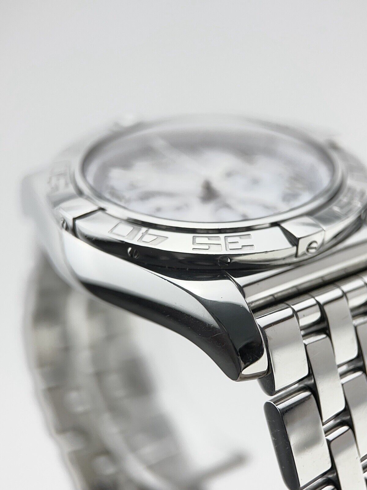 Breitling Chronomat 44 Steel White 44mm Automatic Men’s Watch AB0110