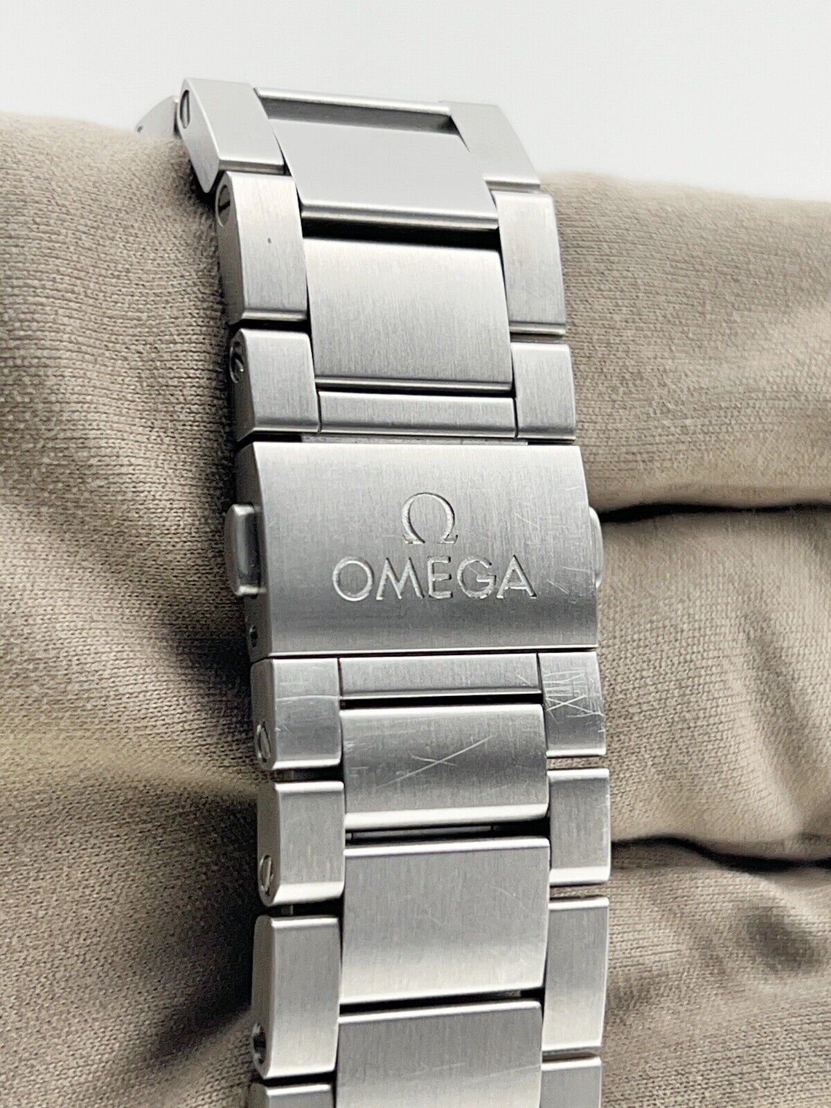 Omega Seamaster Railmaster Stainless Steel 40mm Automatic Men’s Watch